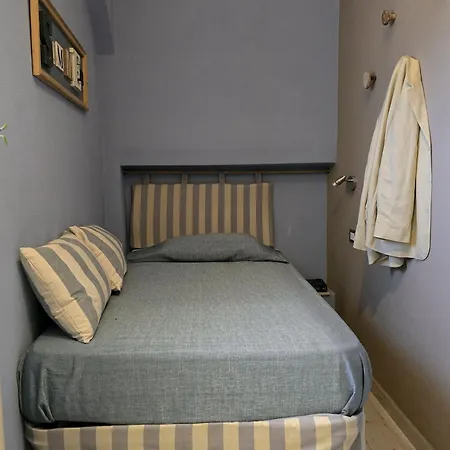 Πανσιόν Madueneta 5 Terre 4*