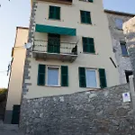 Madueneta 5 Terre 4* Corniglia