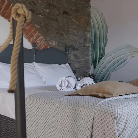 Πανσιόν Madueneta 5 Terre 4*