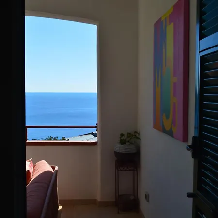 Madüneta 5 Terre Konukevi